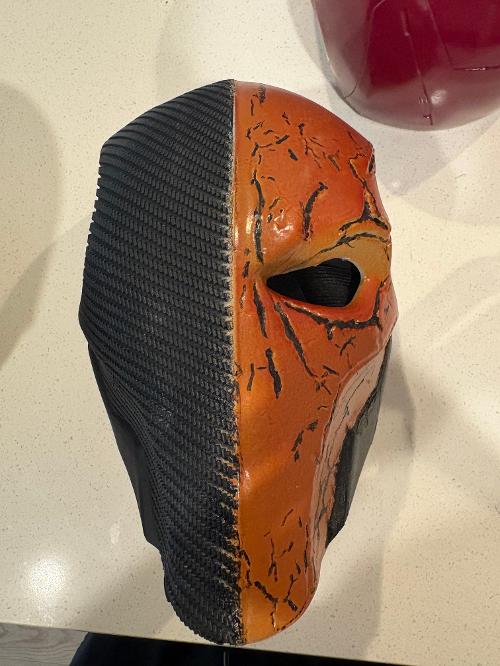*LEFTOVER* Deathstroke Mask, 23" Sizing